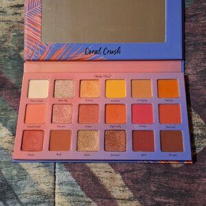 Violet Voss Coral Crush Eyeshadow Palette 🌴 Lightly Swatched Authentic